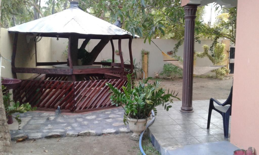 Kalpitiya Guest House Exterior photo